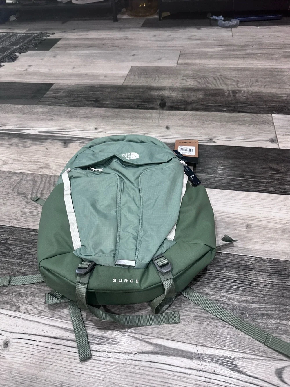 The North Face Women's 31L Surge Commuter Laptop Backpack Slate Moss/Bark Mist